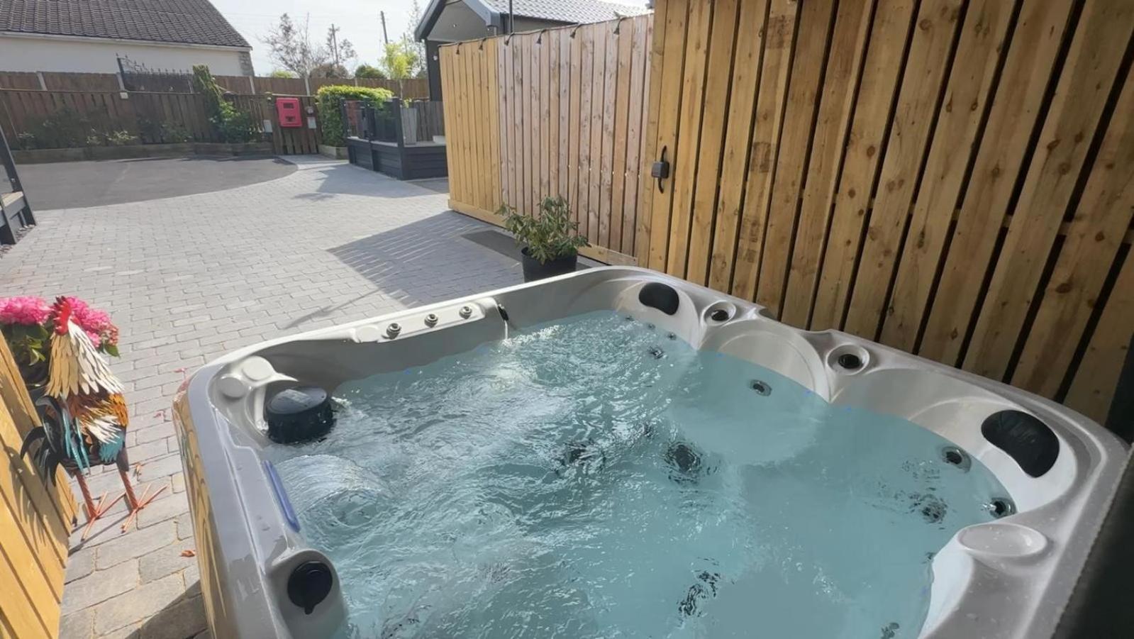The Pods At Haulfryn Caravan Park Whitford Екстериор снимка