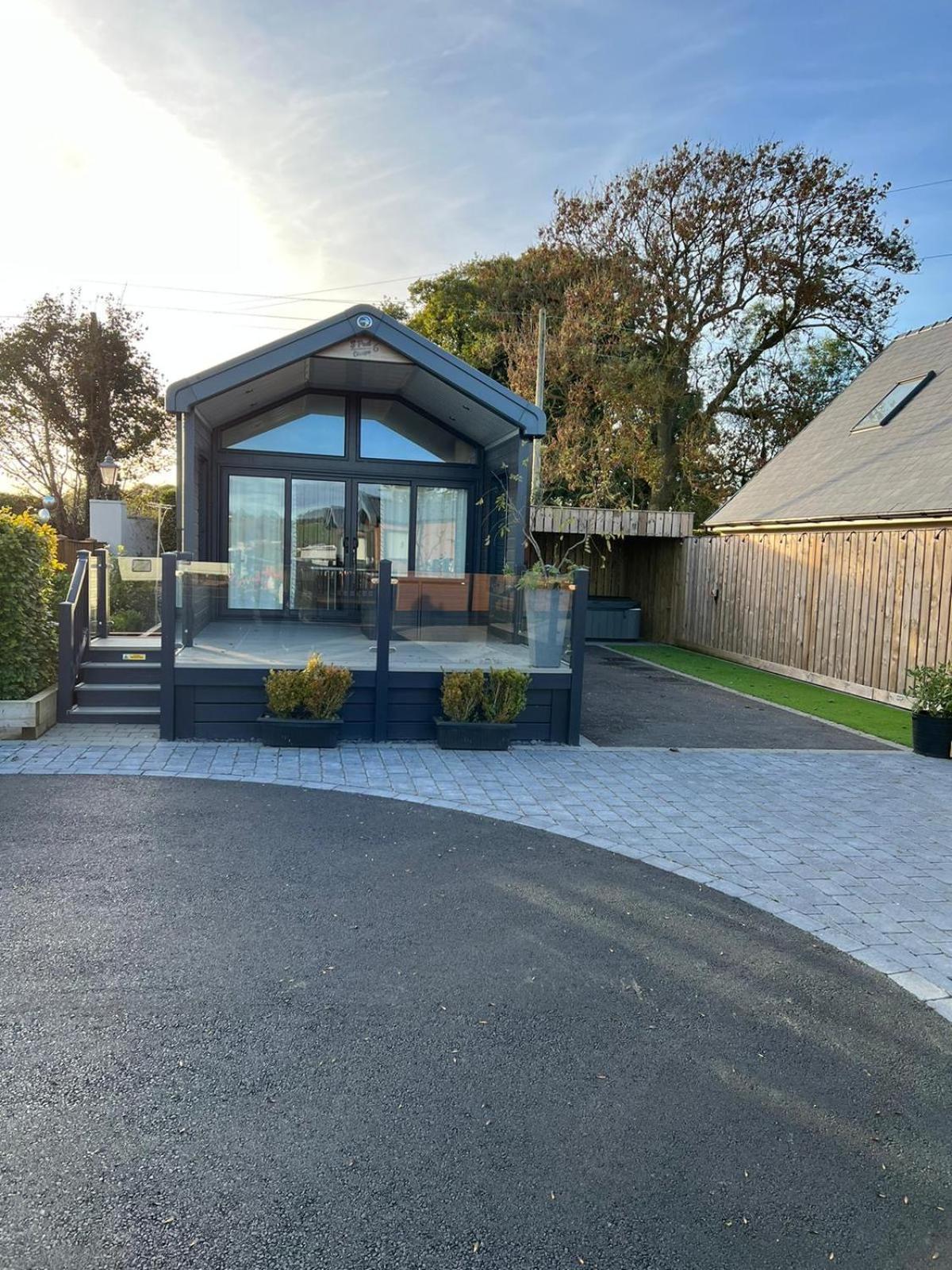 The Pods At Haulfryn Caravan Park Whitford Екстериор снимка